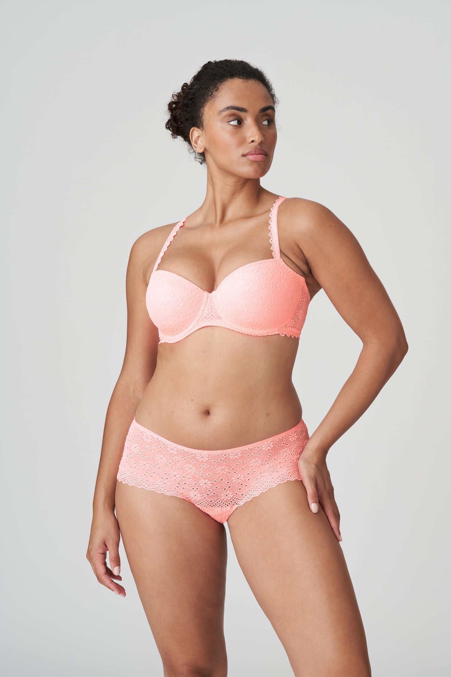 SUNSET HOTEL Short (Pink Parfait)