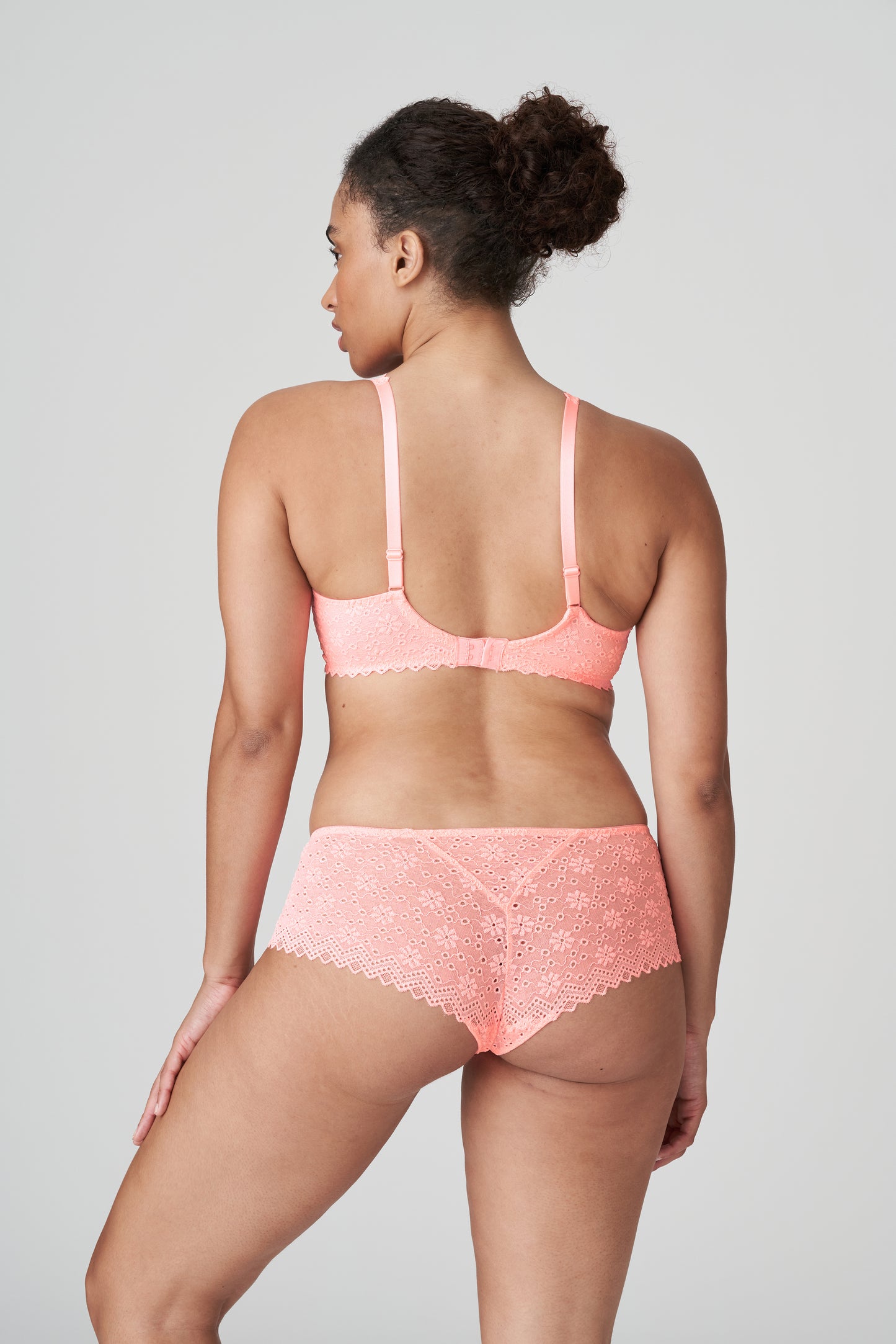 SUNSET HOTEL Short (Pink Parfait)