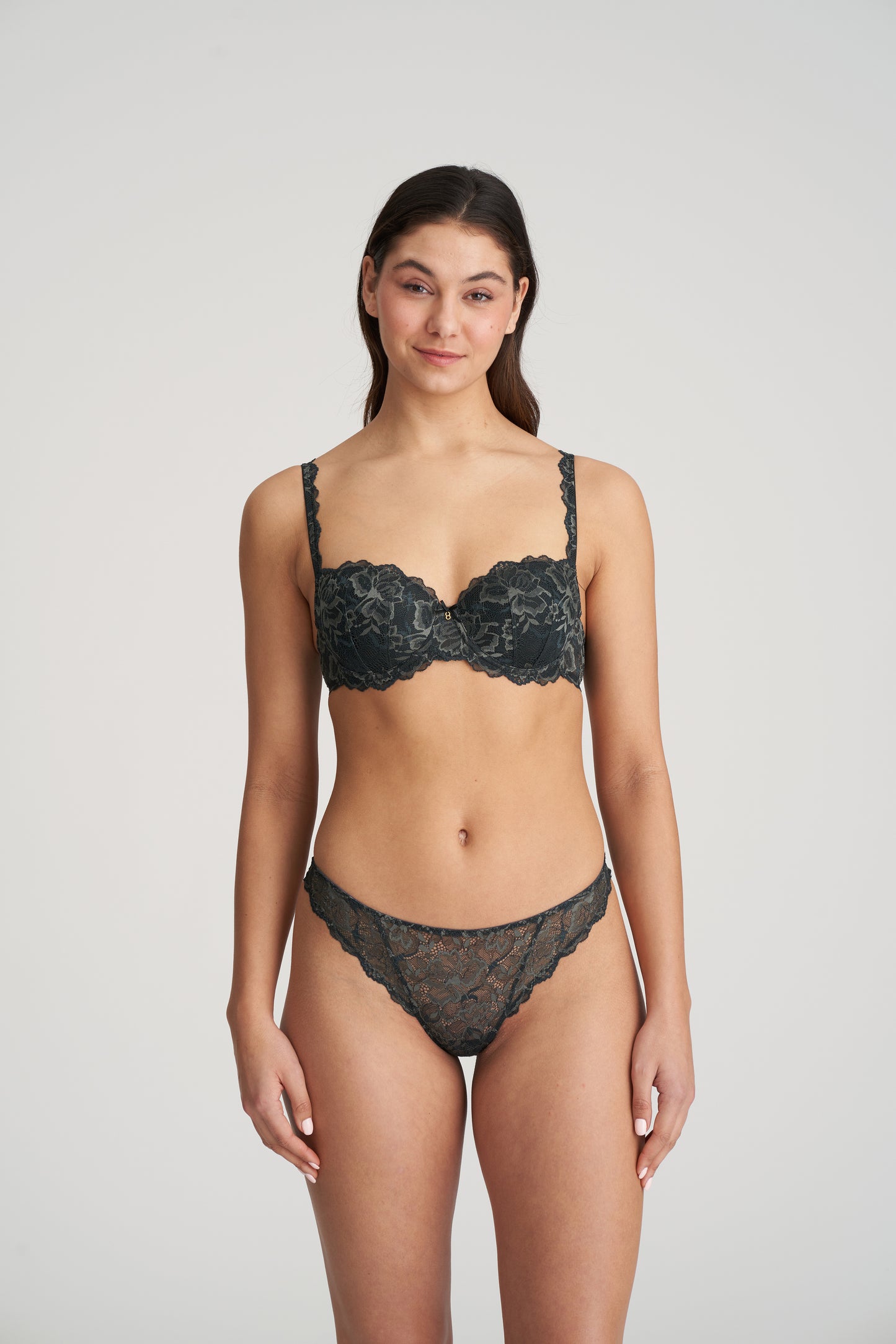 MANYLA String (Night Grey)