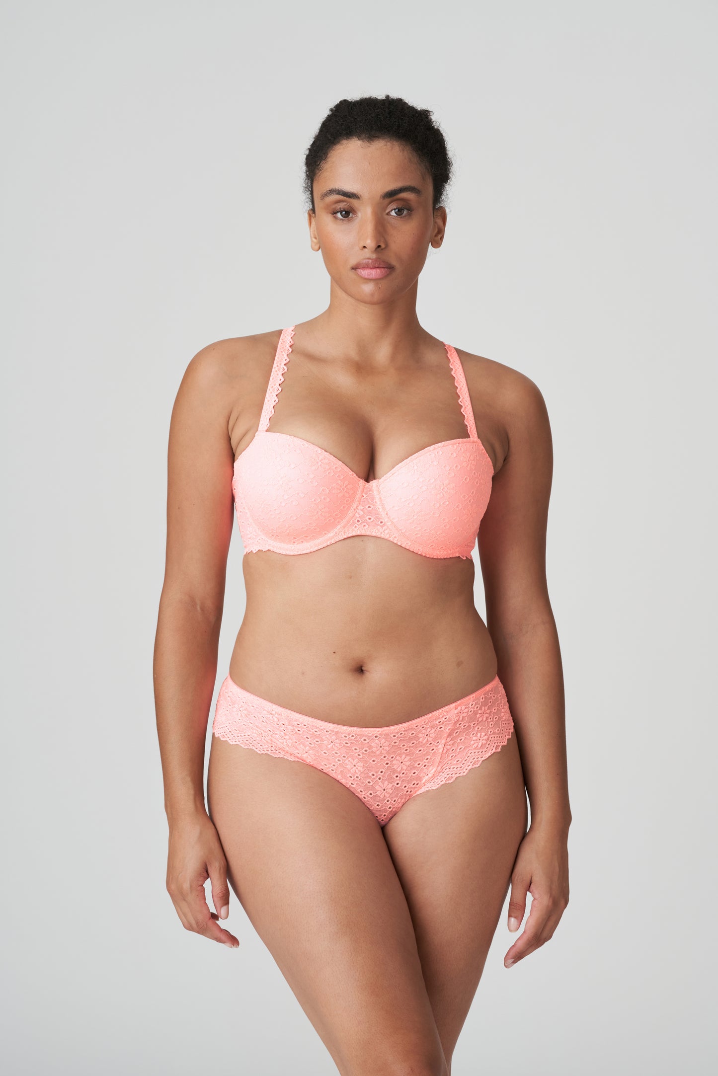 SUNSET HOTEL String (Pink Parfait)