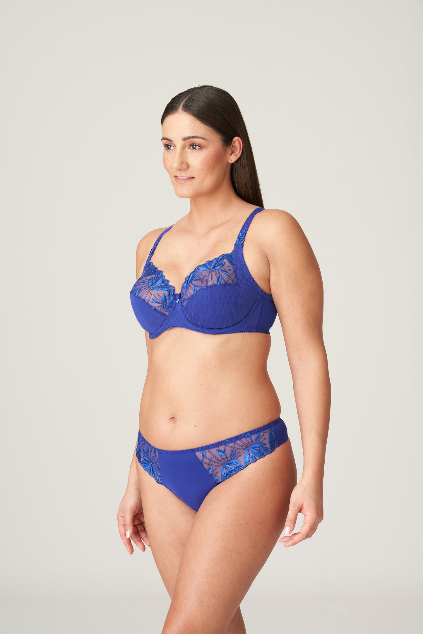 ORLANDO String (Crazy Blue)