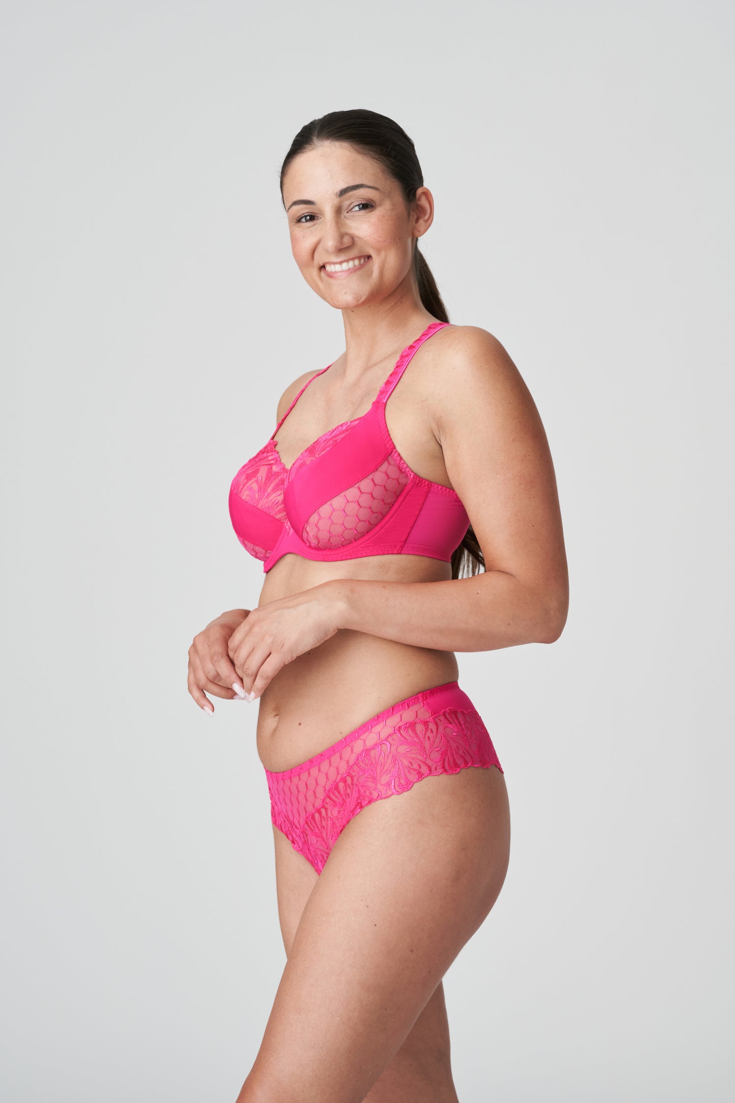 DISAH Luxus String (Electric Pink)