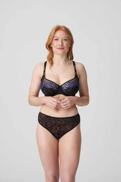 CHEYNEY String (Sultry Black)