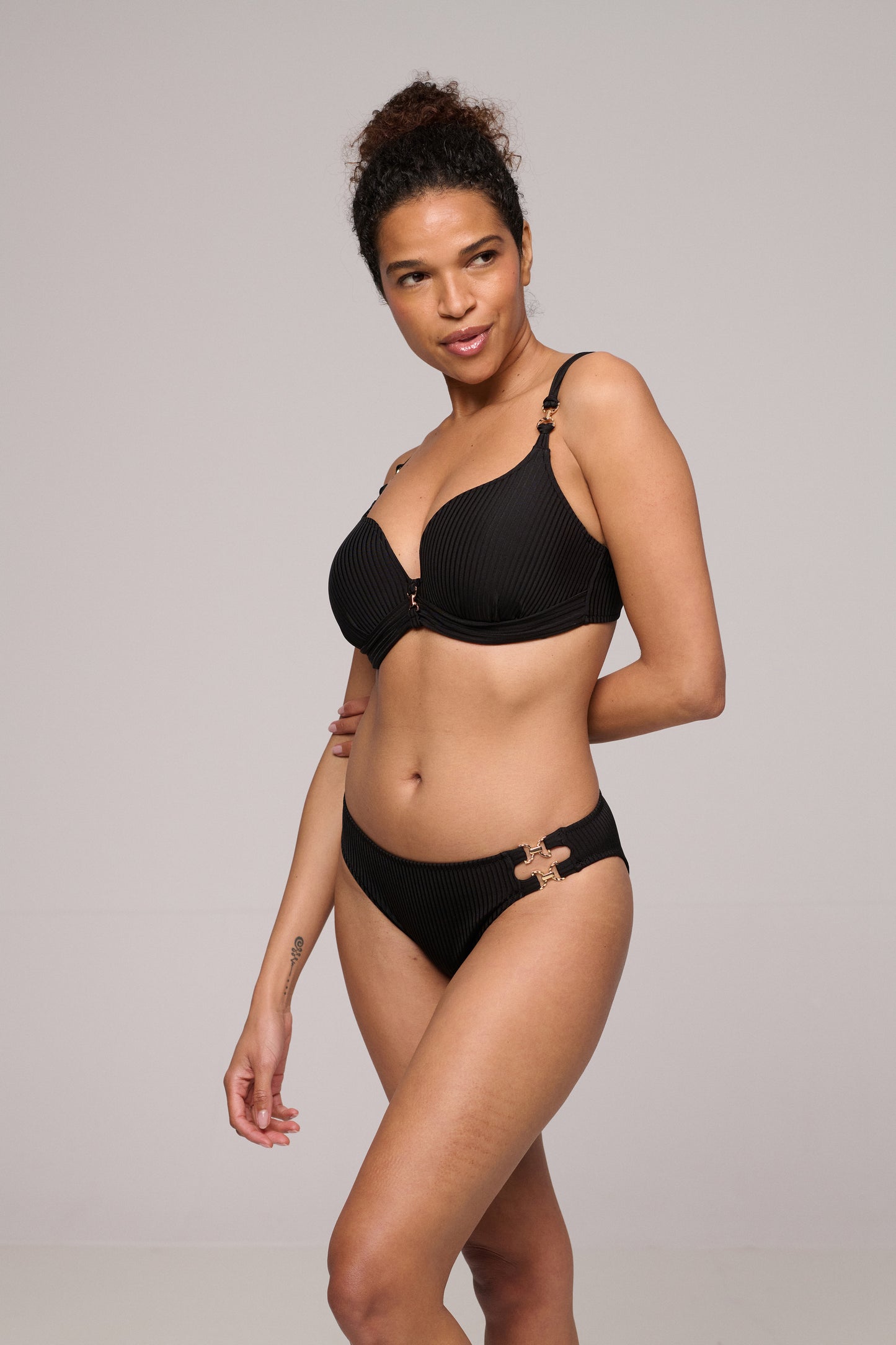 EMLY Bikini-Top Herzform (Schwarz)