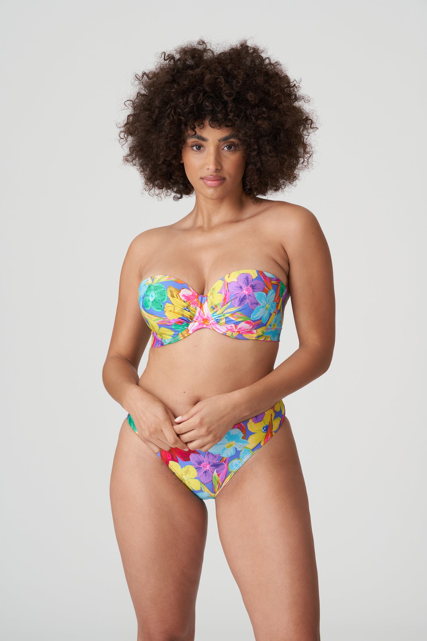 SAZAN Unterlegter Bikini Trägerlos (Blue Bloom)