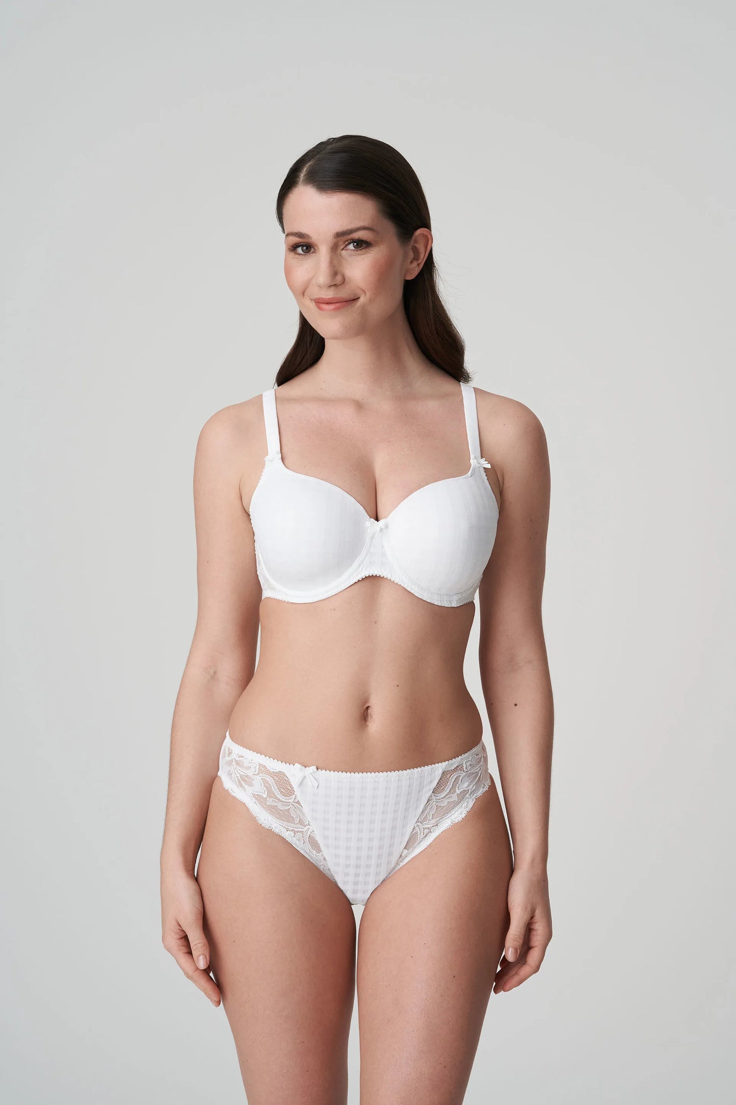 MADISON BH Herzform Unterlegt (Weiss)