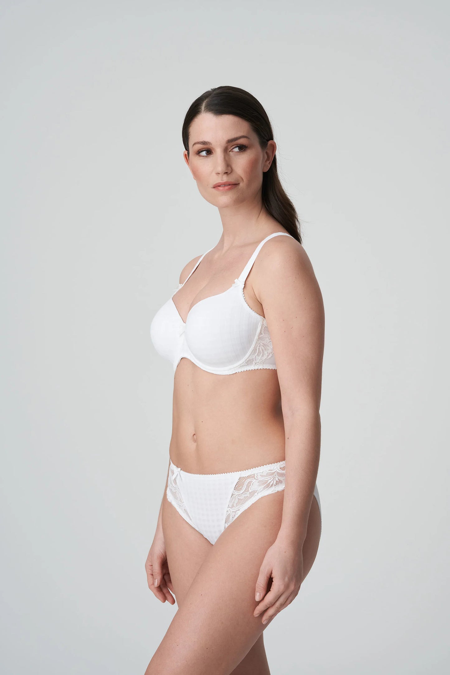 MADISON BH Herzform Unterlegt (Weiss)