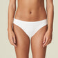 AVERO Rioslip (White) Weiß