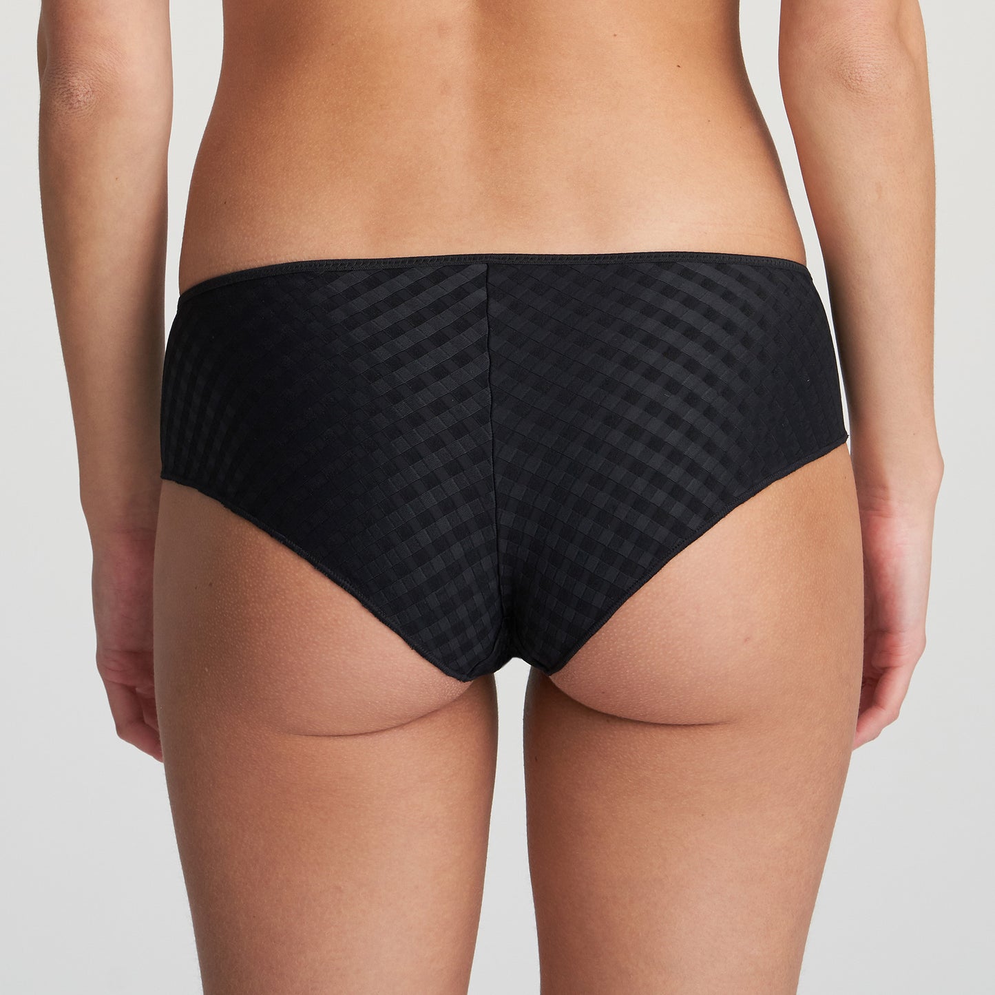 AVERO Hotpants (Black) Schwarz